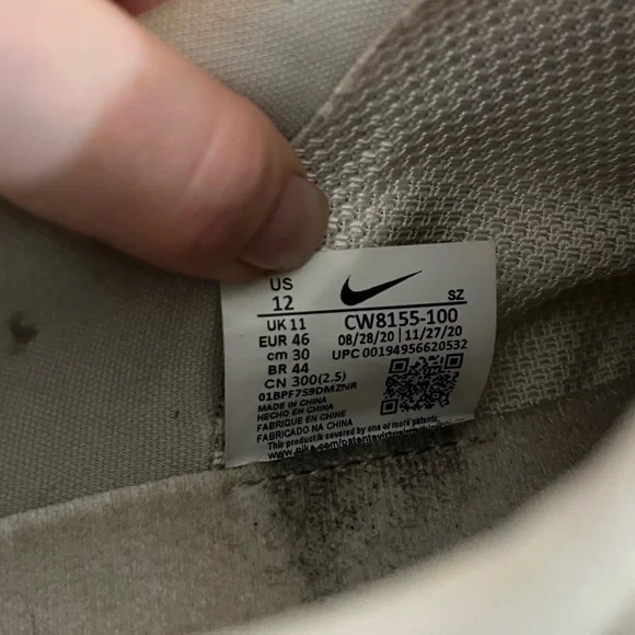 Nike Golf Shoes - Picture 2 of 10